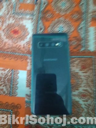Samsung S10